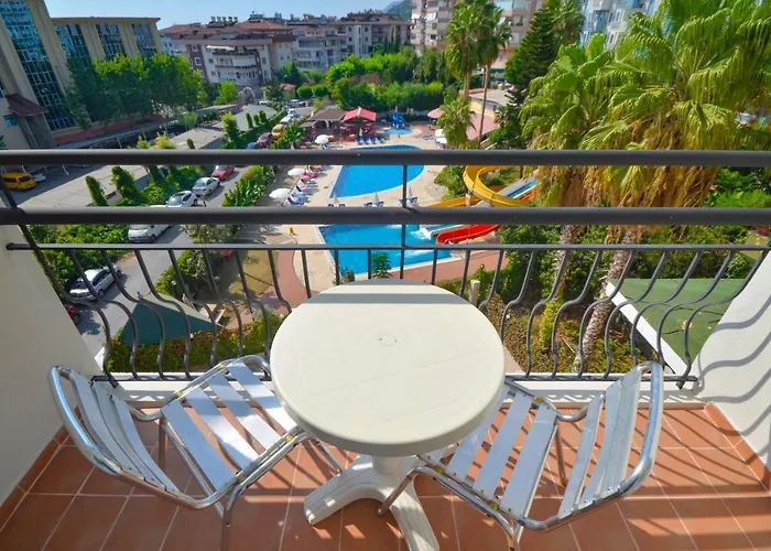 Aparthotel Select & 3*