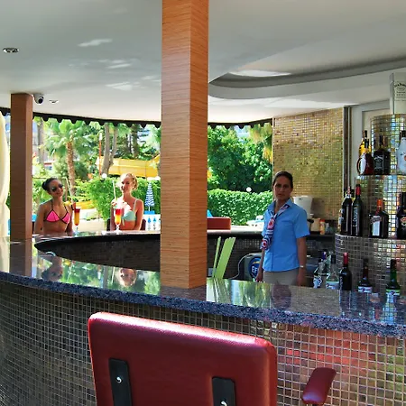 Apartahotel Select & 3*