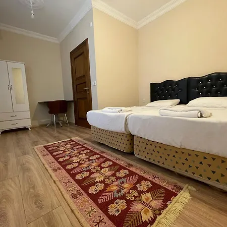 Select & 阿拉尼亚