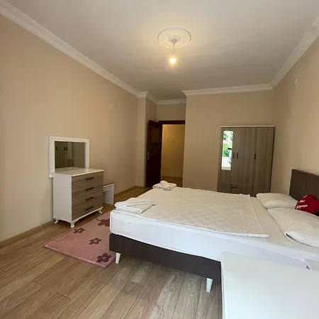 Select & Apartahotel