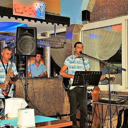 公寓式酒店 Select & 阿拉尼亚